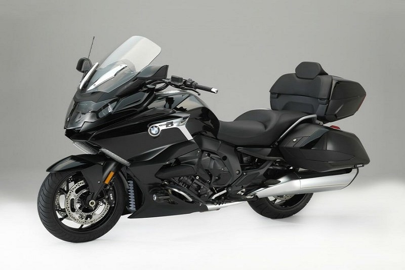BMW_Grand_America-1600k